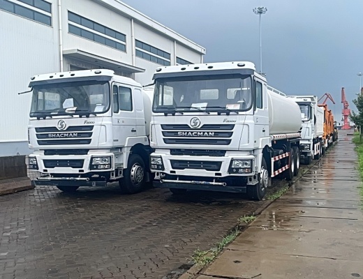 SHACMAN 6X4 20cbm Sprinkler Tank Truck for Algeria