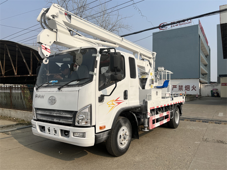 FAW 4×2 90 km/h Euro-II 120 HP Manual 5-Speed 2 t/2.7 t Axles 200 kg Payload 14 m RHD Folding-Arm High-Lifting Platform Aerial Work Truck for Zambia for Sale
