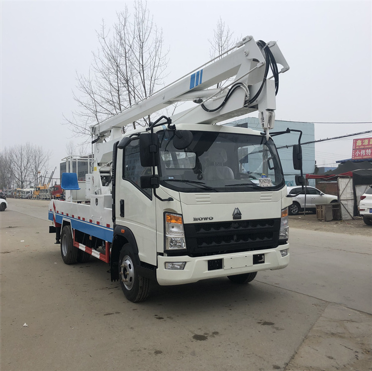 New HOWO 4x2 Cummins 130HP 5.85T High Altitude Operation Truck with 12M-18M Folding Arm 6-Speed Overdrive Transmission 2.5T Axle for Sale