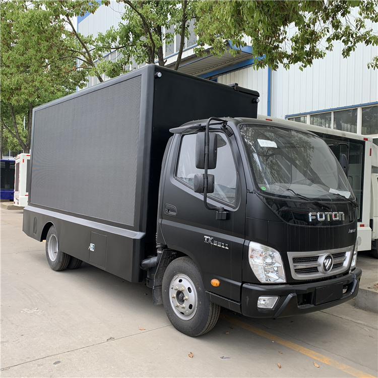 Foton 4x2 110HP Euro V Diesel 5-Speed Transmission Outdoor LED Digital Display Mobile Advertising Truck for Sale in Dubai