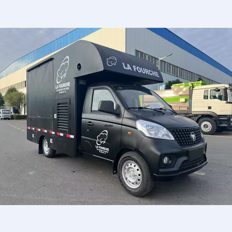 FOTON 4x2 87HP Gasoline Powered Mini Street Food Truck for Selling Coffee Burgers Fries Ice Cream BBQ for Sale