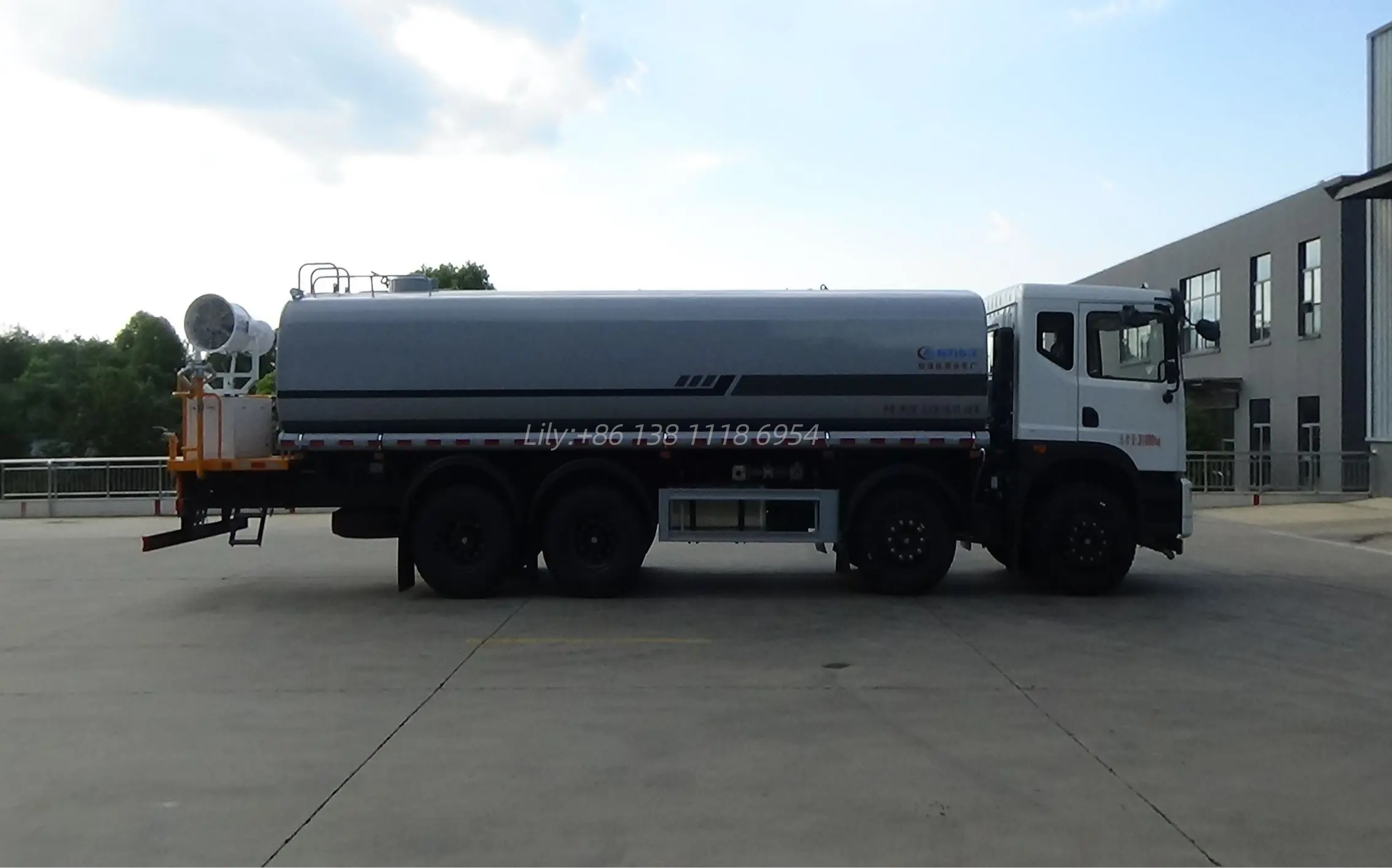 Kailai 8×4 27,000L Dongfeng High-Pressure Water Truck  Street Sweeper - 3 ( (3)