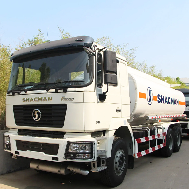 Camion citerne à eau SHACMAN F2000 6x4 de 20000 litres pour arrosage et suppression de poussière en Algérie