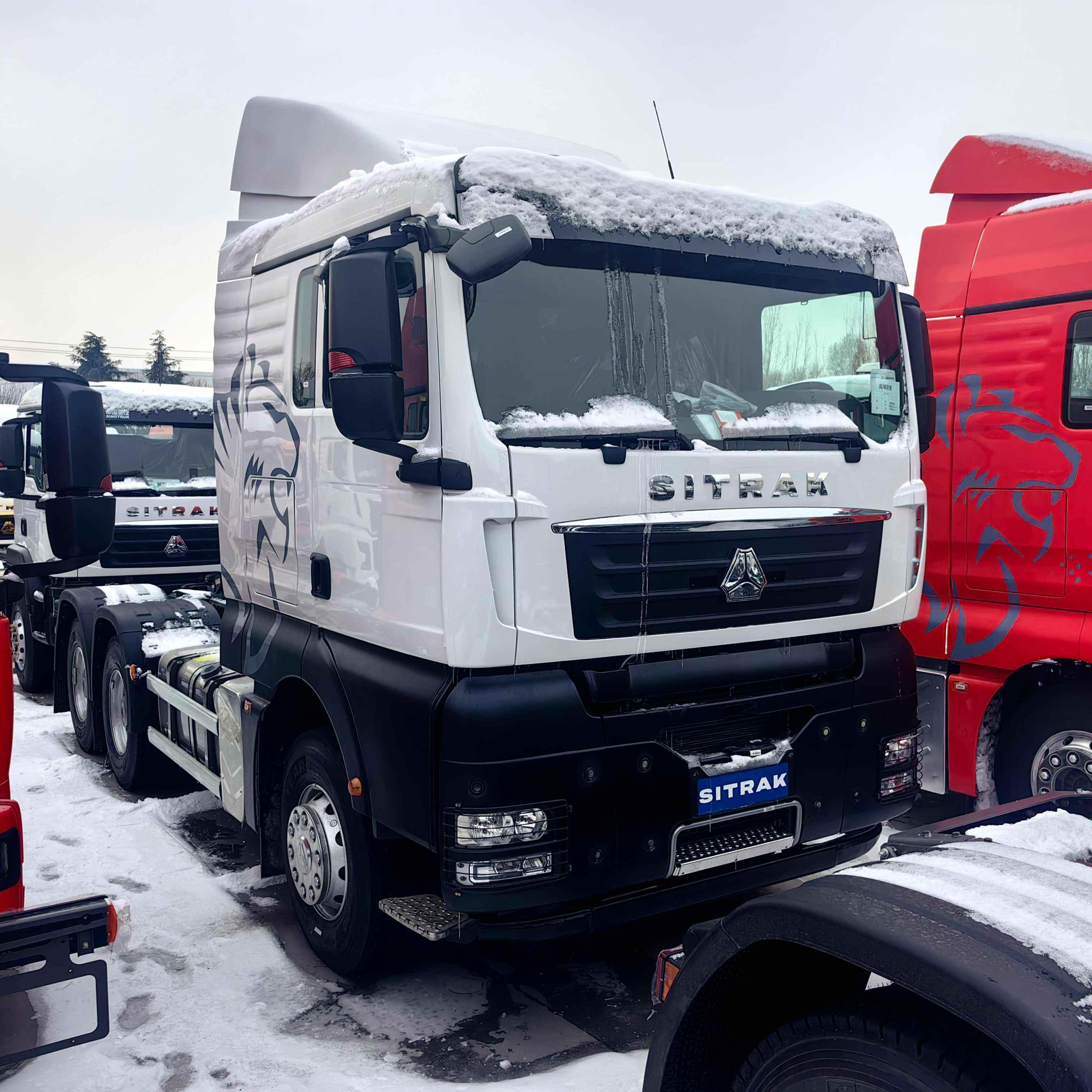 High-End Model Sinotruk Sitrak G7 Tractor Trucks MAN Engine 480PS Euro3 Trucks Head Diesel Engine for Sale for Algeria Market
