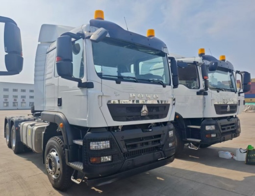 HOWO TX 430HP 6x4 Tractor Truck Head For Algeria