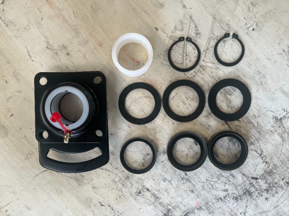 CIMC Trailer FUWA/BPW 13T Trailer Brake Camshaft Bracket Assembly with Repair Kit for Sale