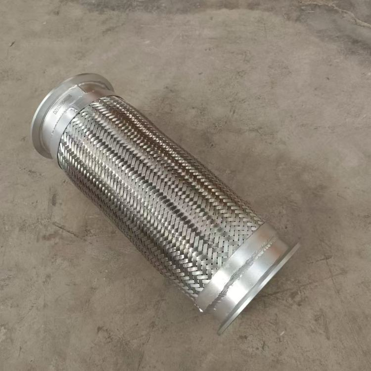 SHACMAN Delong F3000 Flexible Hose DZ93319540056 Exhaust Bellows Expansion Joint Muffler Pipe for Sale (3)