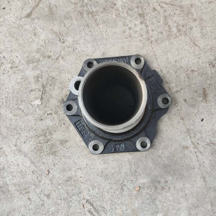 SINOTRUK HOWO T7H T5G Heavy Truck Transmission Pull-Type Input Shaft Cover AZ2222020001 for Sale (3)