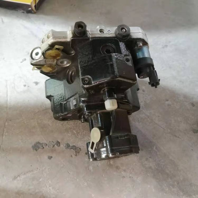 SINOTRUK HOWO A7 T7H WEICHAI WP10 WP12 210V11103-7792 Truck Parts High Pressure Fuel Pump Hot Sale (3)