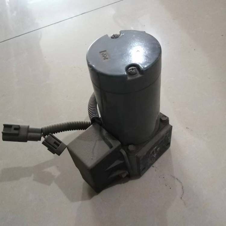 SINOTRUK HOWO A7 T7H WG9925821031 Truck Parts Cab Lifting Motor Assembly Hot Sale (3)