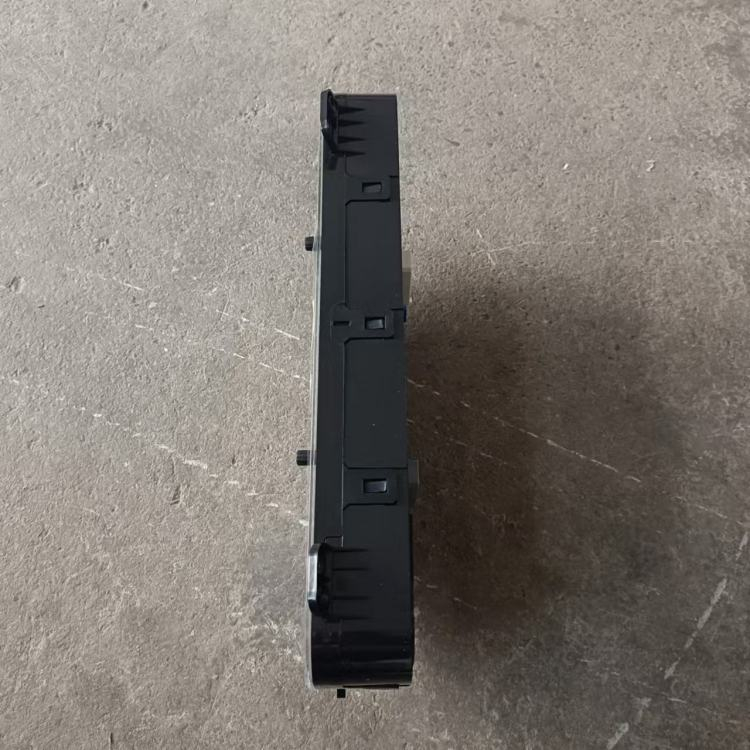 SINOTRUK SITRAK C7H HOWO T7 T5G WG9716582245 Truck Parts Fuel Combination Instrument Hot Sale (2)