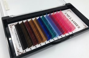 Color eyelash extensions