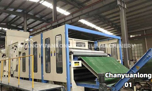 The third generation carding machine was successfully developed