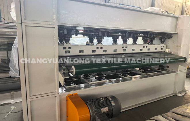 Needle punching machine with middle speed