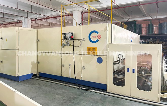 Nonwoven oven machine by oil heating