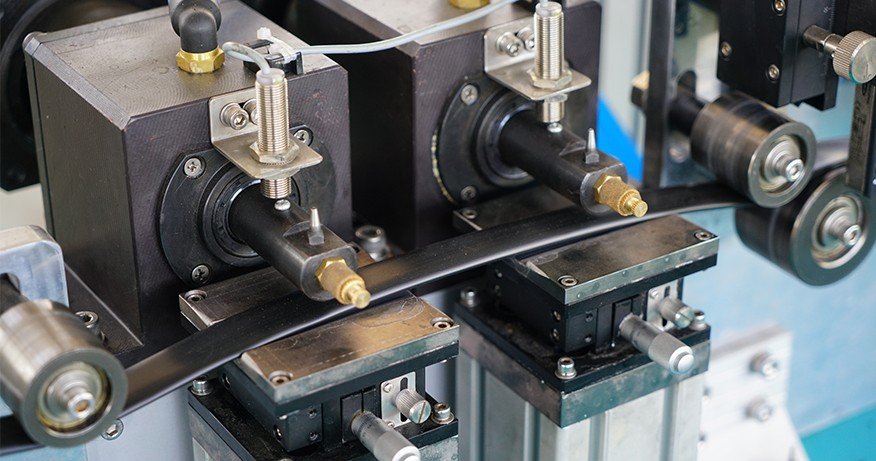 全自动打孔设备