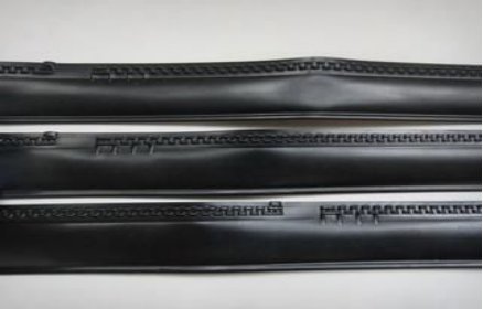 Labyrinth drip irrigation tape