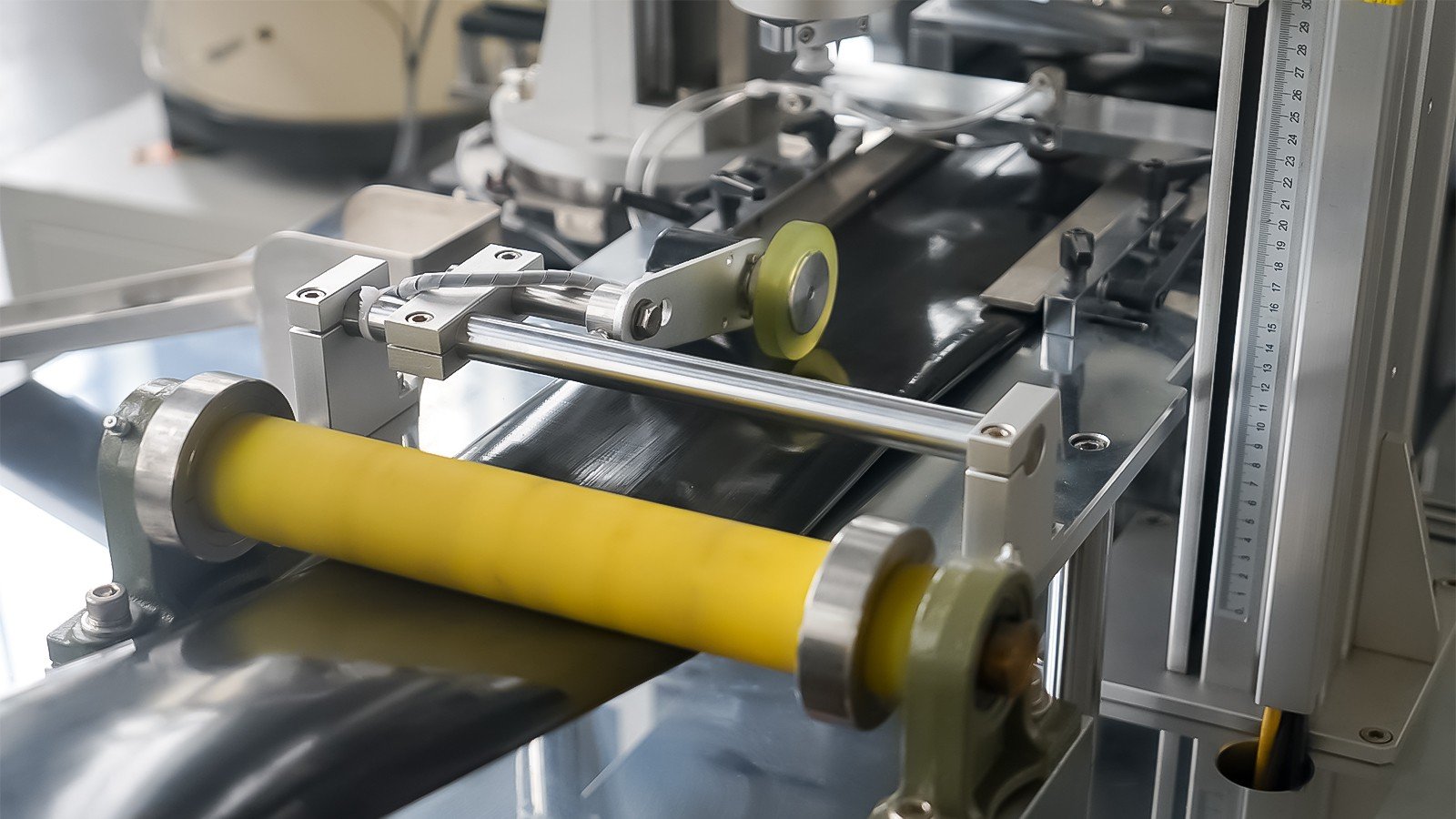 External Inlaid Pre-Punched Hole Drip Tape Line