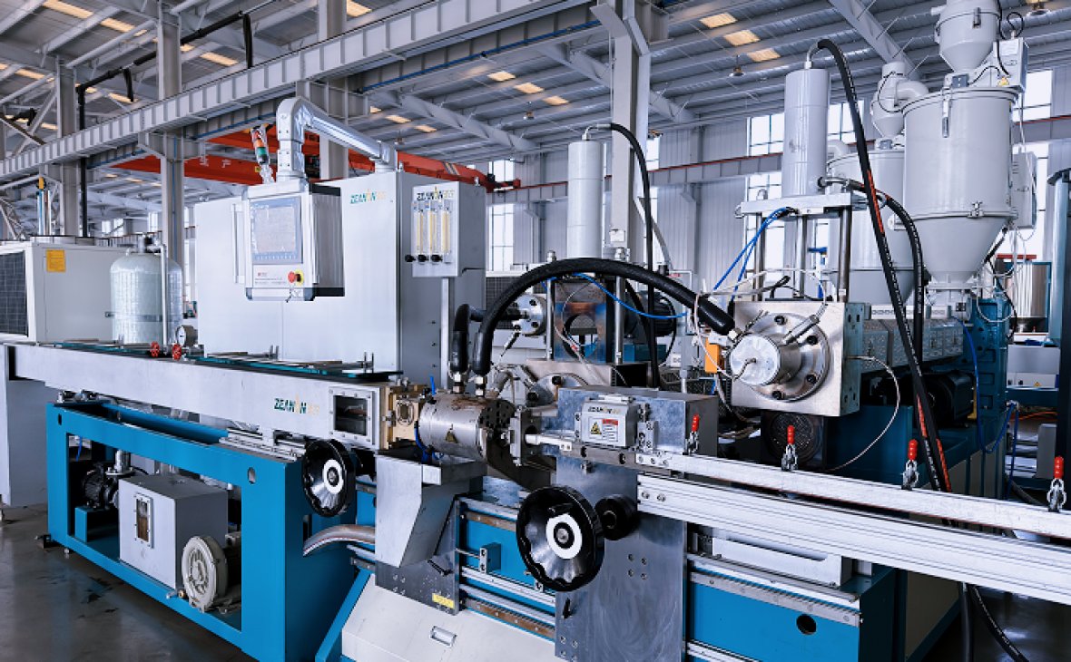 PC pipe making machine