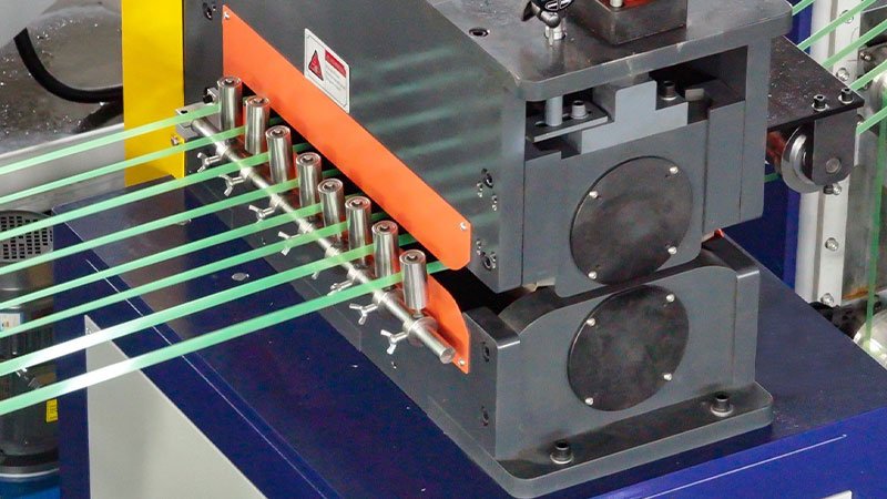 The embossing machine can be customized with different roller shapes.