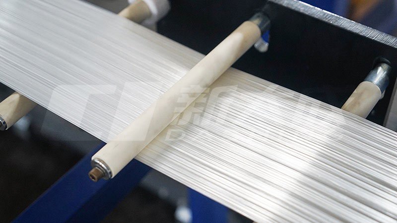 The products produced by the fiber strapping machine line are strong and durable, with a wide range of applications.