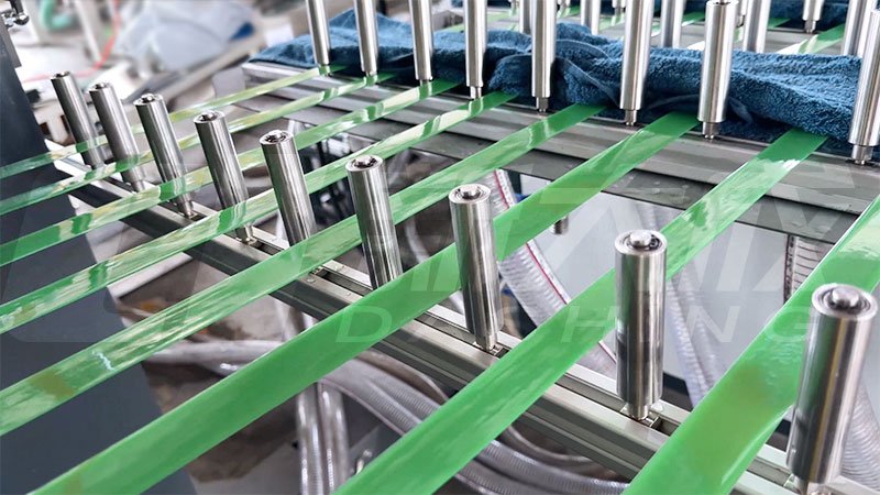Good extrusion is conducive to the smooth progress of the winding process.