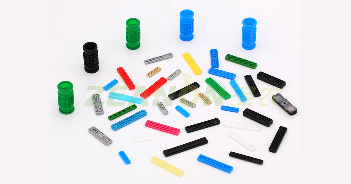 What is the difference between a lightweight dripper and a traditional dripper?